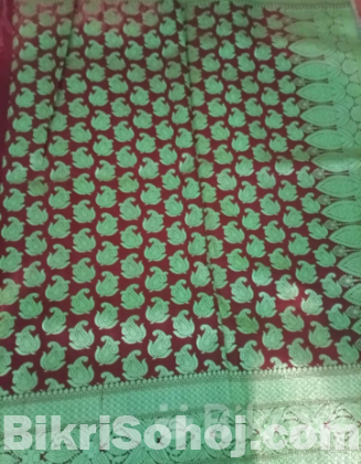 বেনারসি শাড়ি